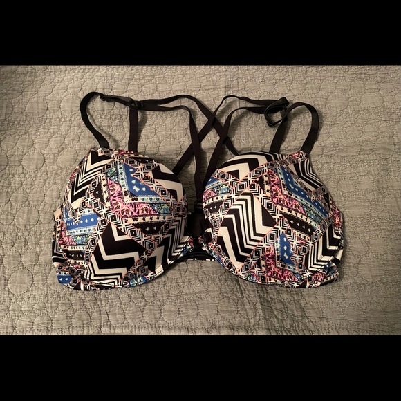 Victoria's Secret Other - Victoria Secret Very Sexy Push Up Bra